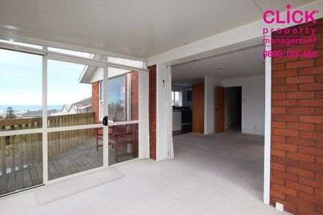 Photo of property in 17 Patrick Street, The Glen, Dunedin, 9011