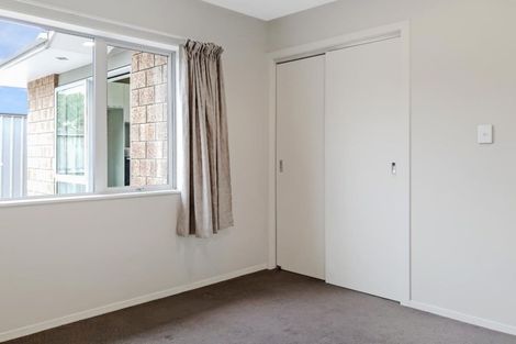 Photo of property in 2 Foxbury Court, Rototuna North, Hamilton, 3210