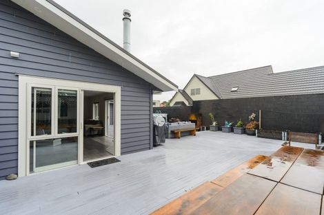 Photo of property in 47 Karina Terrace, Roslyn, Palmerston North, 4414