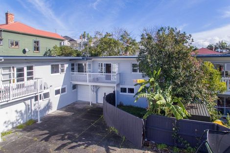 Photo of property in 2/40 Roslyn Terrace, Devonport, Auckland, 0624