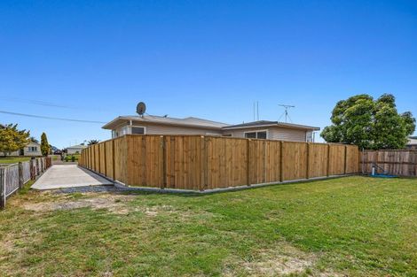Photo of property in Victoria Avenue, Dannevirke, 4930