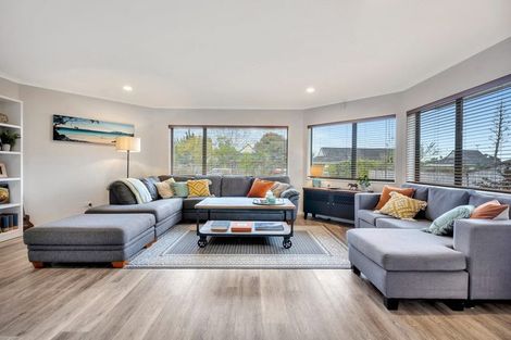 Photo of property in 3 Ron Wyatt Lane, Waiuku, 2123