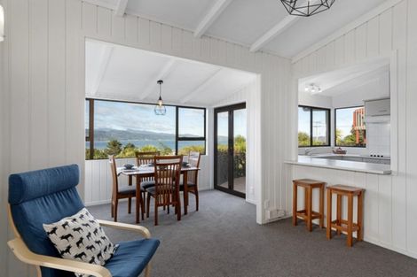 Photo of property in 6 Stanhope Grove, Korokoro, Lower Hutt, 5012