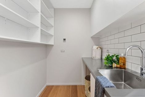 Photo of property in 15b Garden Road, Merivale, Christchurch, 8014