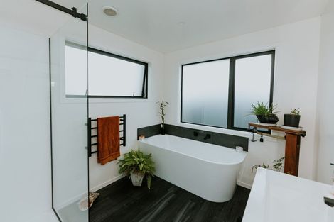 Photo of property in 19 Airedale Road, Weston, Oamaru, 9401