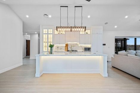 Photo of property in 9 Fisk Road, Pukekohe, 2120