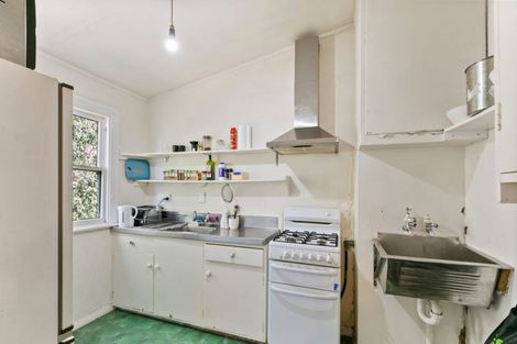 Photo of property in 12 Goring Street, Thorndon, Wellington, 6011