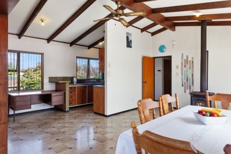 Photo of property in 2 Edgewater Grove, Whakatane, 3120