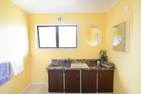 Photo of property in 12a Avenue Road, Greenmeadows, Napier, 4112