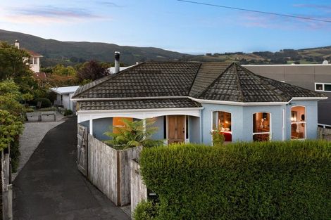 Photo of property in 725 Highgate, Maori Hill, Dunedin, 9010