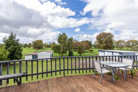 Photo of property in 294 Tuhikaramea Road, Temple View, Hamilton, 3290