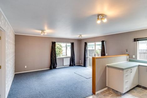 Photo of property in 1 Rimu Street, Hawera, 4610