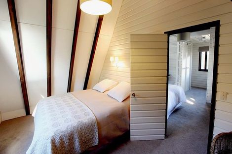 Photo of property in 65 Arrowtn-lke Hayes Road, Lake Hayes, Queenstown, 9371