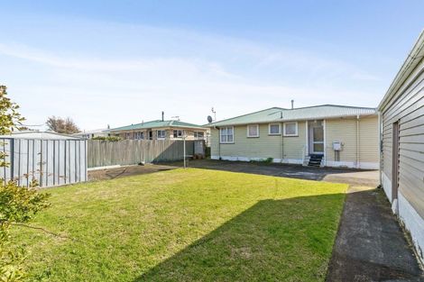 Photo of property in 135 Cracroft Street, Waitara, 4320