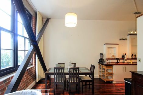 Photo of property in Hannahs Warehouse Apartments, 21/13 Leeds Street, Te Aro, Wellington, 6011