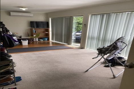 Photo of property in 55a Archibald Road, Kelston, Auckland, 0602