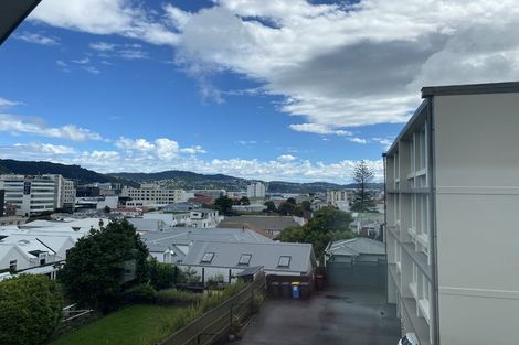 Photo of property in 76 Brougham Street, Mount Victoria, Wellington, 6011