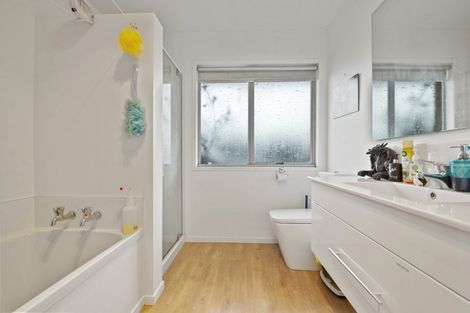 Photo of property in 17a Lisa Crescent, Mangakakahi, Rotorua, 3015