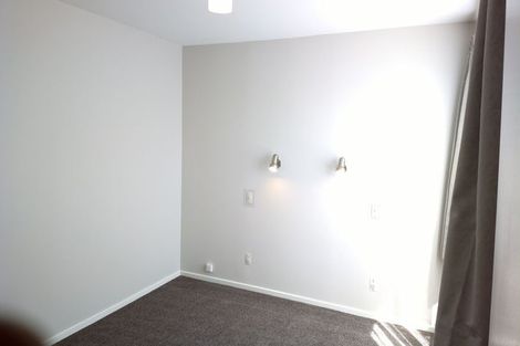 Photo of property in 1/43 Edgecombe Street, Newlands, Wellington, 6037