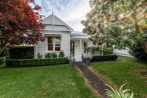 Photo of property in 81 Williams Street, Cambridge, 3434