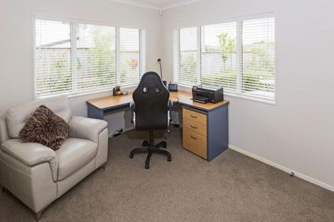 Photo of property in 239 Jeffs Road, Flat Bush, Auckland, 2016