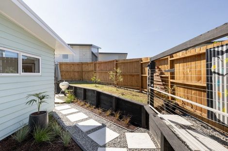 Photo of property in 32a Ohuirehe Road, Coastlands, Whakatane, 3120