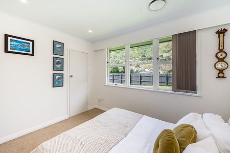 Photo of property in 86a Winara Avenue, Waikanae, 5036