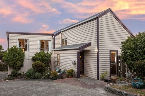 Photo of property in 33 Forth Place, Papakowhai, Porirua, 5024