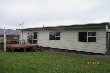 Photo of property in 1/2 Costar Place, Wiri, Auckland, 2104