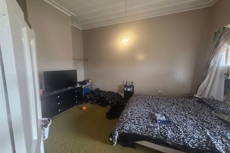 Photo of property in 16 Burns Street, Dannevirke, 4930