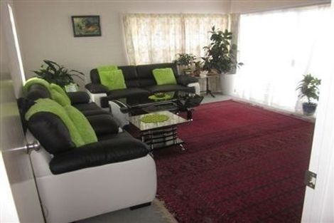 Photo of property in 46a Staveley Avenue, Mount Roskill, Auckland, 1041