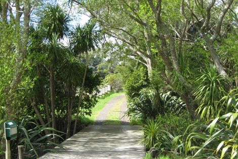 Photo of property in 10a Anzac Valley Road, Waitakere, Auckland, 0816