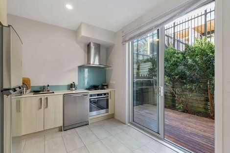 Photo of property in 36 Ceramic Lane, New Lynn, Auckland, 0600