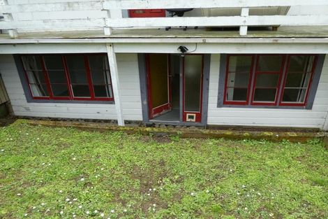 Photo of property in 3a Boyd Terrace, Newtown, Wellington, 6021