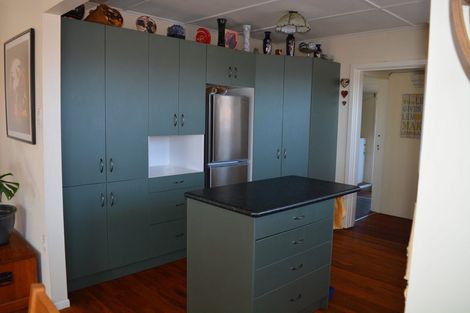 Photo of property in 446 Carrington Street, Upper Vogeltown, New Plymouth, 4310