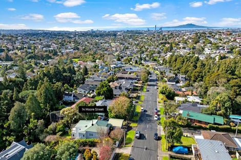 Photo of property in 14 Moore Street, Hillcrest, Auckland, 0627