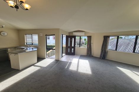 Photo of property in 10c Matipo Road, Mairangi Bay, Auckland, 0630