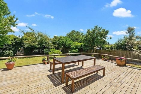 Photo of property in 106 Te Atatu Road, Te Atatu South, Auckland, 0610