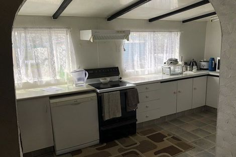 Photo of property in 132 Cascades Road, Pakuranga Heights, Auckland, 2010