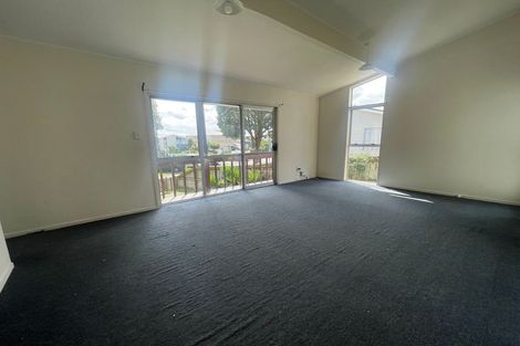 Photo of property in 7 Aden Place, Clendon Park, Auckland, 2103