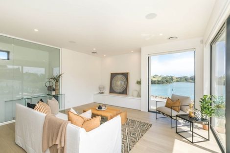 Photo of property in 5 Rangitahi Road, Raglan, 3225