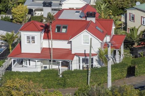 Photo of property in 8 St Aubyn Street, Devonport, Auckland, 0624