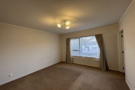 Photo of property in 9 Sirius Place, Botany Downs, Auckland, 2010