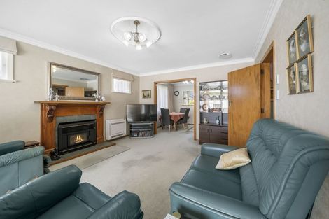 Photo of property in 12 Pempsey Street, Silverstream, Upper Hutt, 5019