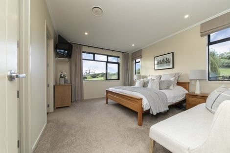 Photo of property in 265 Old North Road, Kumeu, 0892