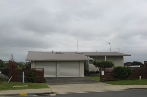 Photo of property in 41 Zealandia Road, Manly, Whangaparaoa, 0930