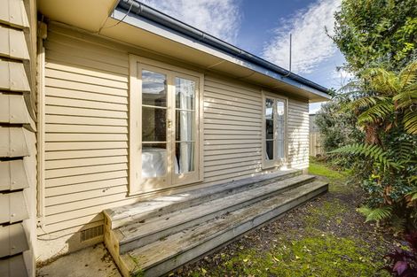 Photo of property in 11 Mcgregor Avenue, Pirimai, Napier, 4112