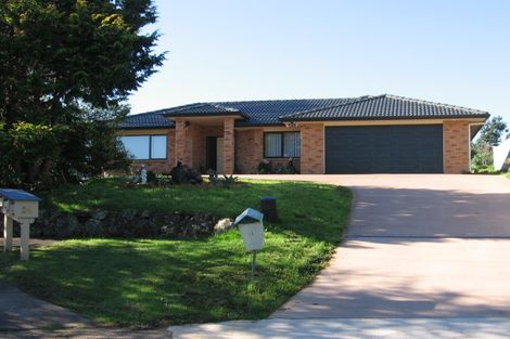 Photo of property in 11 Marie Crescent, Te Atatu South, Auckland, 0610