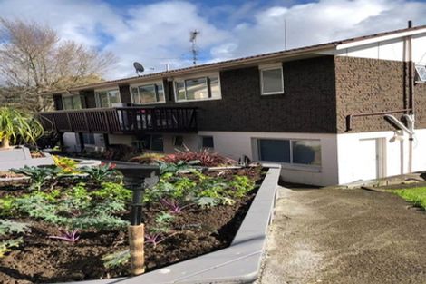 Photo of property in 21 Castleford Street, Green Bay, Auckland, 0604