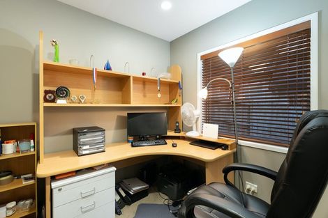 Photo of property in 33 Grantston Drive, Pyes Pa, Tauranga, 3112